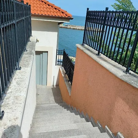 Sunny In Casa Del Mare * Βάρνα
